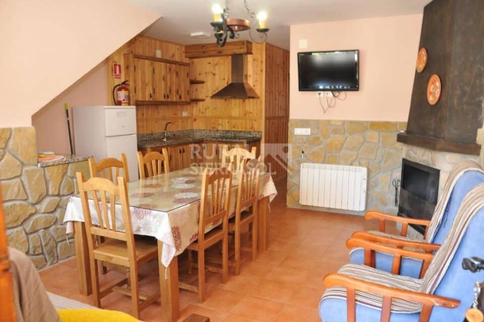 Estupenda vivienda rural en Arroyo Frío, con piscina y barbacoa - Imagen 6