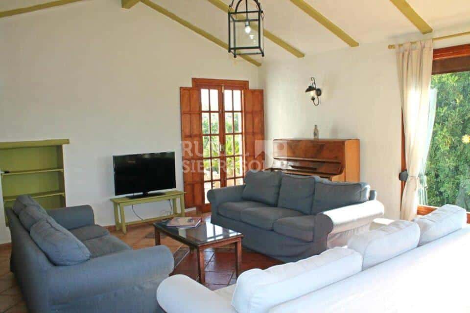 Excepcional Cortijo en El Gastor con piscina, chimenea y calefacción central - Imagen 6