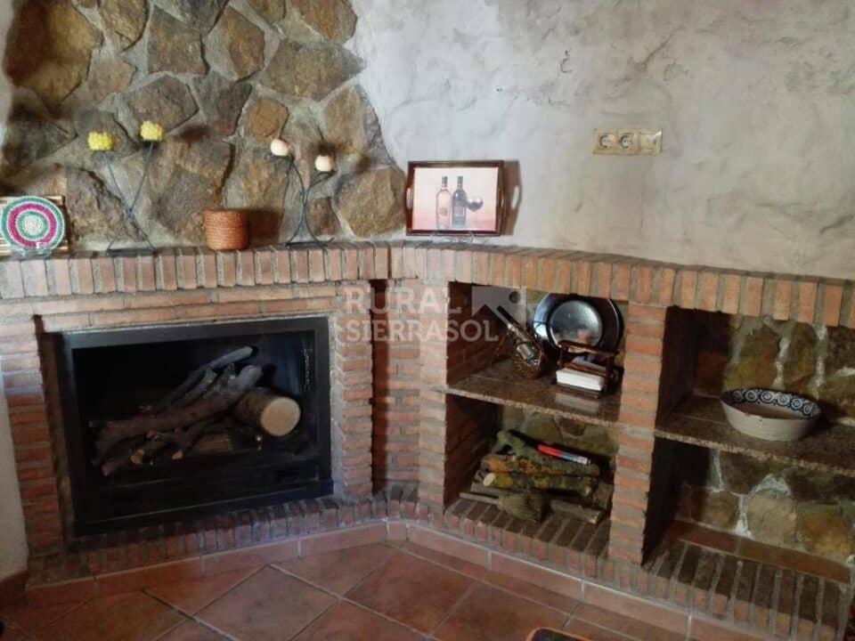 Encantadora Vivienda Rural en Pozo Alcón, con chimenea y calefacción - Imagen 6