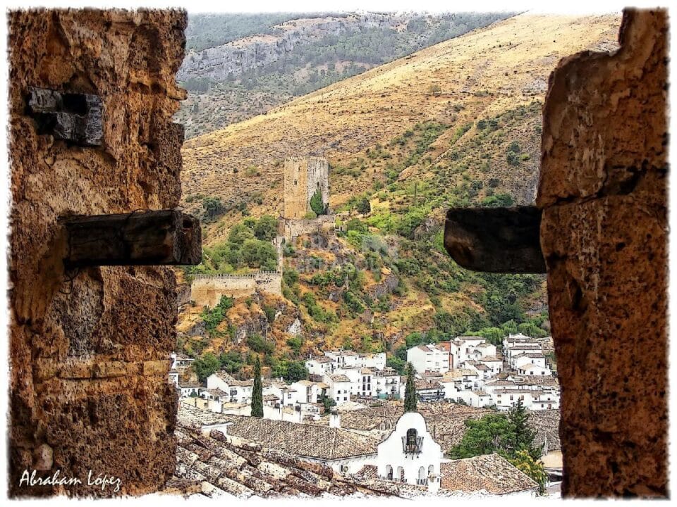Confortable Alojamiento Rural en el casco histórico de Cazorla, con aire acondicionado y wifi - Imagen 12