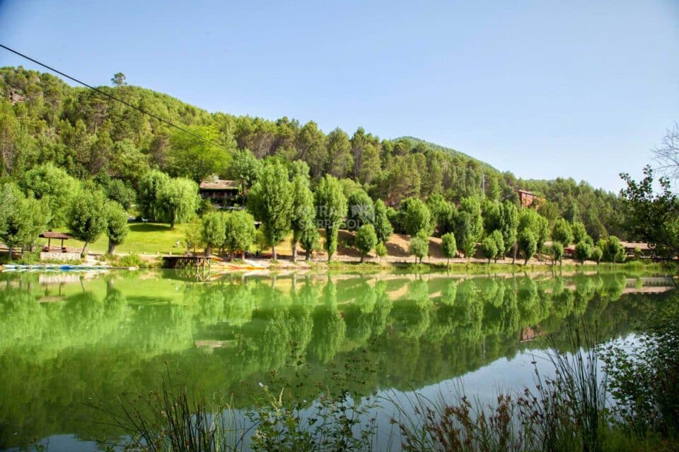 Acogedora Casa Rural en Coto Ríos, con piscina, amplios jardines y wifi - Imagen 60