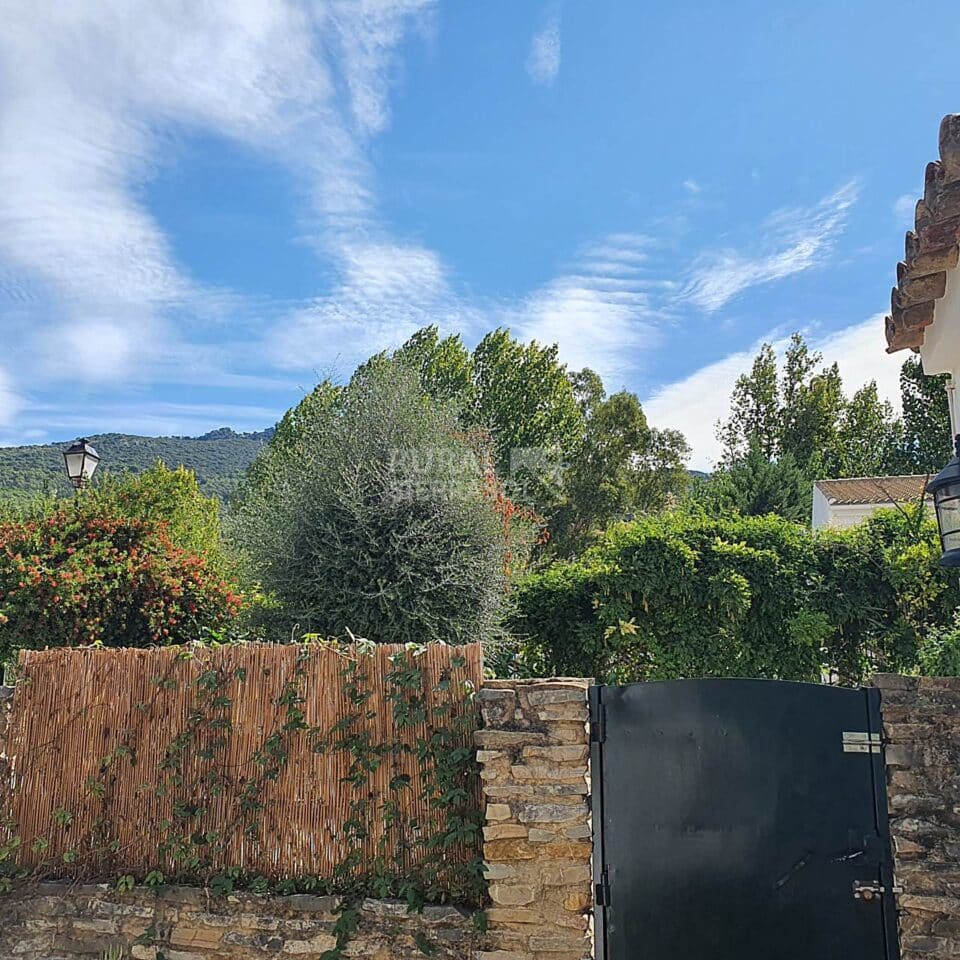 Casa Rural en El Bosque con chimenea, aire acondicionado y barbacoa - Imagen 69