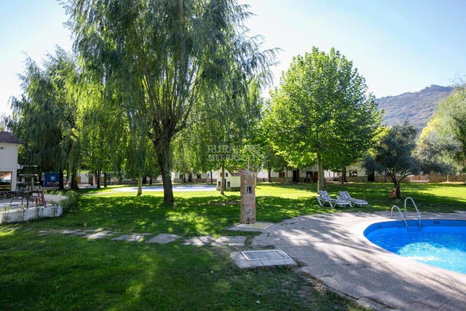 Precioso Hotel Rural de tres estrellas en Arroyo Frío - Imagen 7