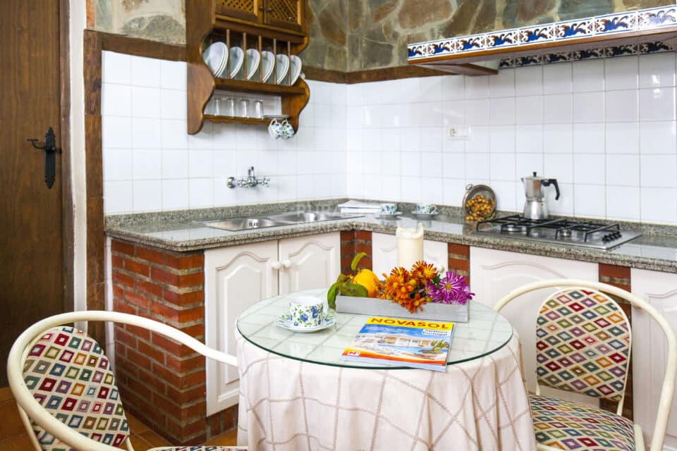 Bonita Casa Rural en El Bosque, con chimenea, barbacoa y wifi - Imagen 7