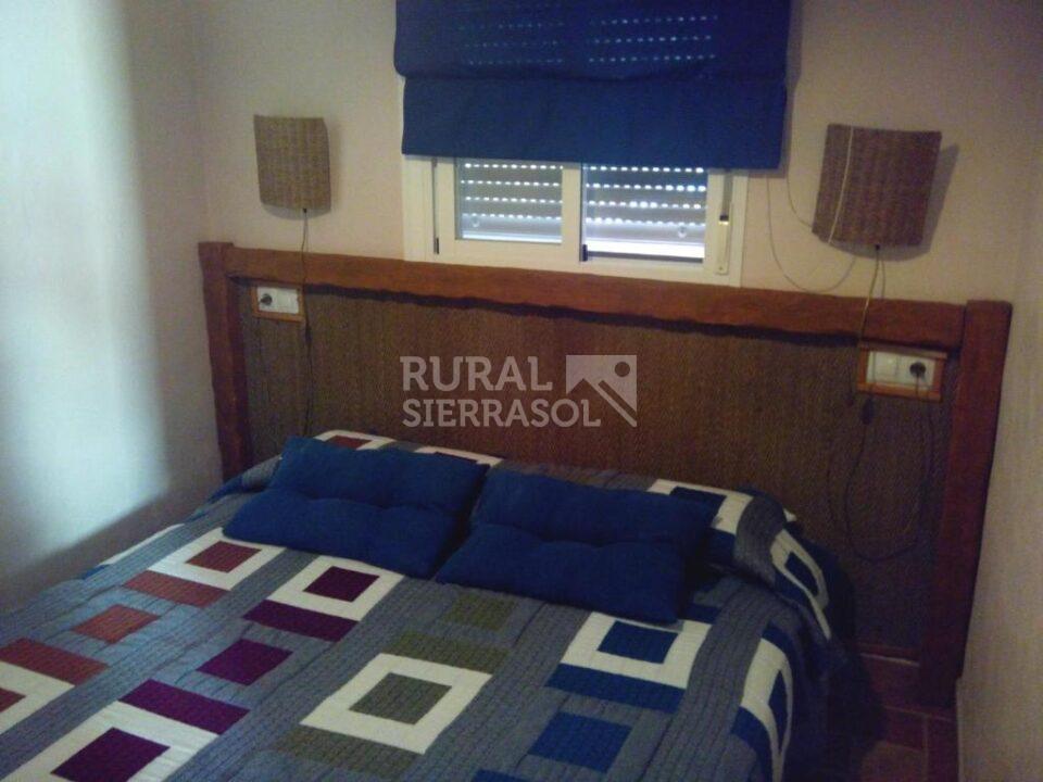 Acogedora Casa Rural en El Gastor con piscina, barbacoa y chimenea - Imagen 11