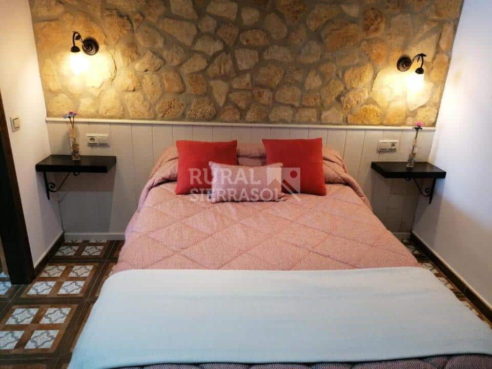 Acogedora Casa Rural en Setenil de las Bodegas con chimenea - Imagen 7