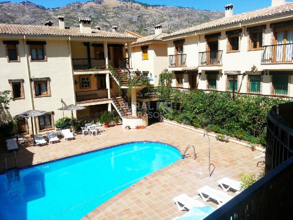 Fantástico Apartamento Rural tipo Dúplex en Arroyo Frío, con piscina y aire acondicionado - Imagen 15