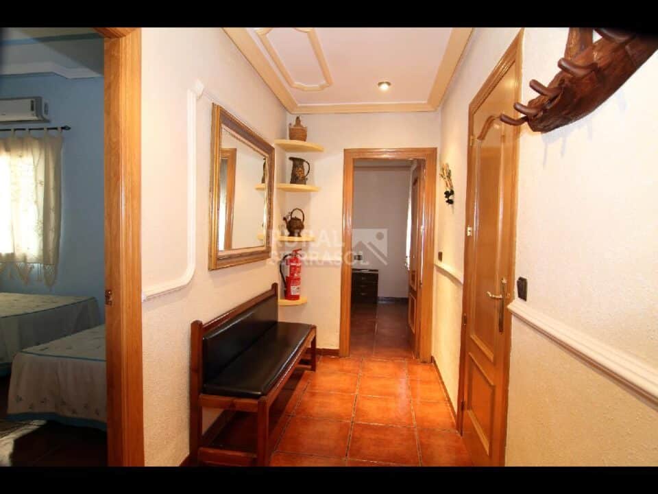Acogedora Vivienda Rural en Jodar, con piscina vallada, aire acondicionado y barbacoa - Imagen 10