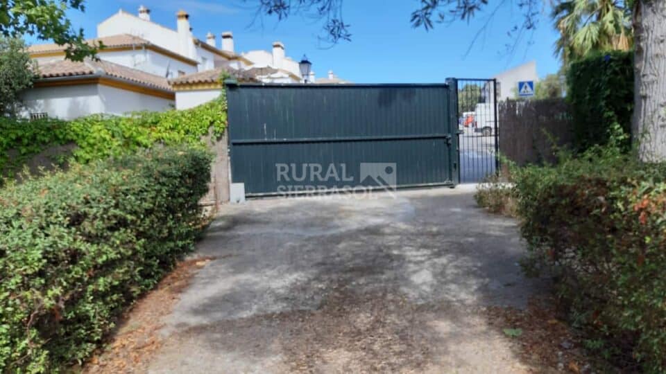 Conjunto de dos Casas Rurales en El Bosque con chimenea y barbacoa - Imagen 76