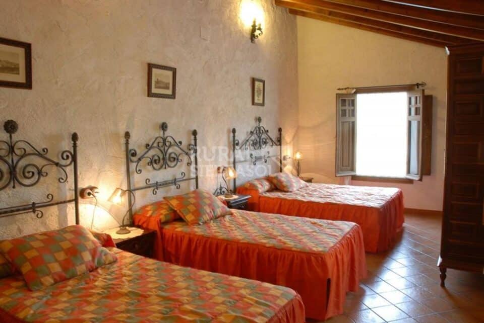 Maravillosa Casa Rural en Palenciana, con preciosos jardines, piscina - Imagen 20