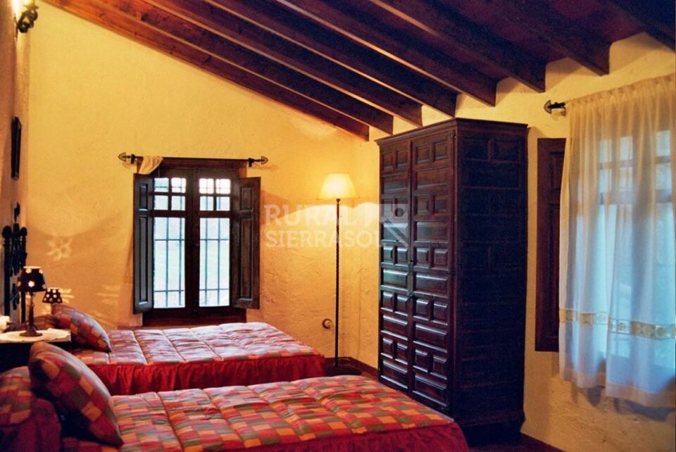 Maravillosa Casa Rural en Palenciana, con preciosos jardines, piscina - Imagen 22