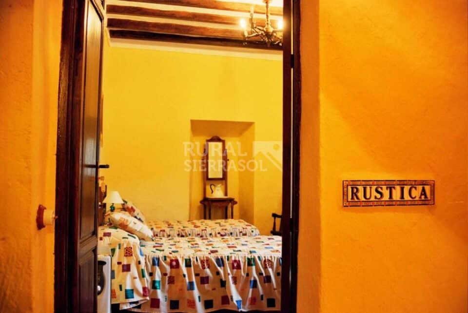 Maravillosa Casa Rural en Palenciana, con preciosos jardines, piscina - Imagen 36