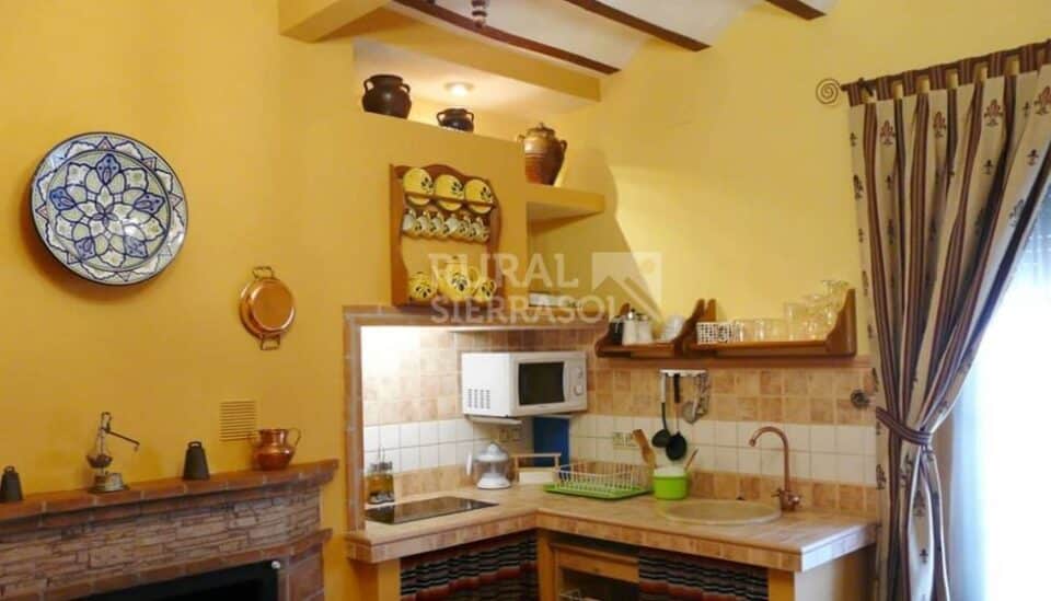 Acogedor Alojamiento Rural en Hinojares, con aire acondicionado y wifi - Imagen 8