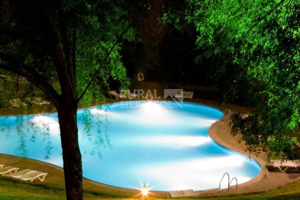 Espléndida Casa Rural en Coto Ríos, chimenea, wifi y amplios jardines - Imagen 73