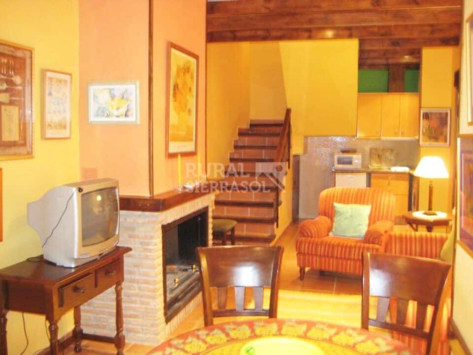 Bonito Apartamento Rural en Segura de la Sierra, con wifi, chimenea y calefacción - Imagen 9