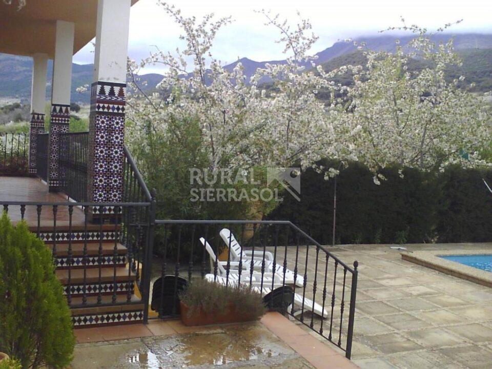 Preciosa Villa en Torres, con piscina y barbacoa - Imagen 9