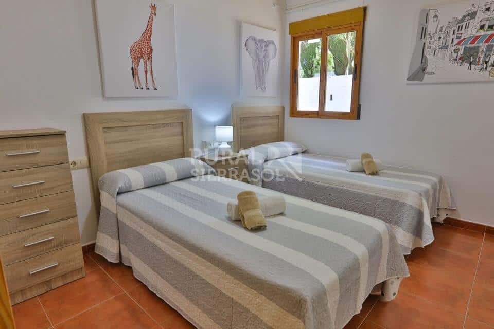 Confortable Alojamiento Rural para 5 personas, en Arroyo Frío, con calefacción y chimenea - Imagen 40