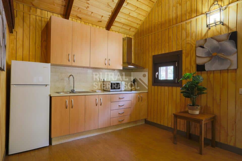 Espléndida Cabaña de Madera, para 5 personas, con piscina y wifi - Imagen 16