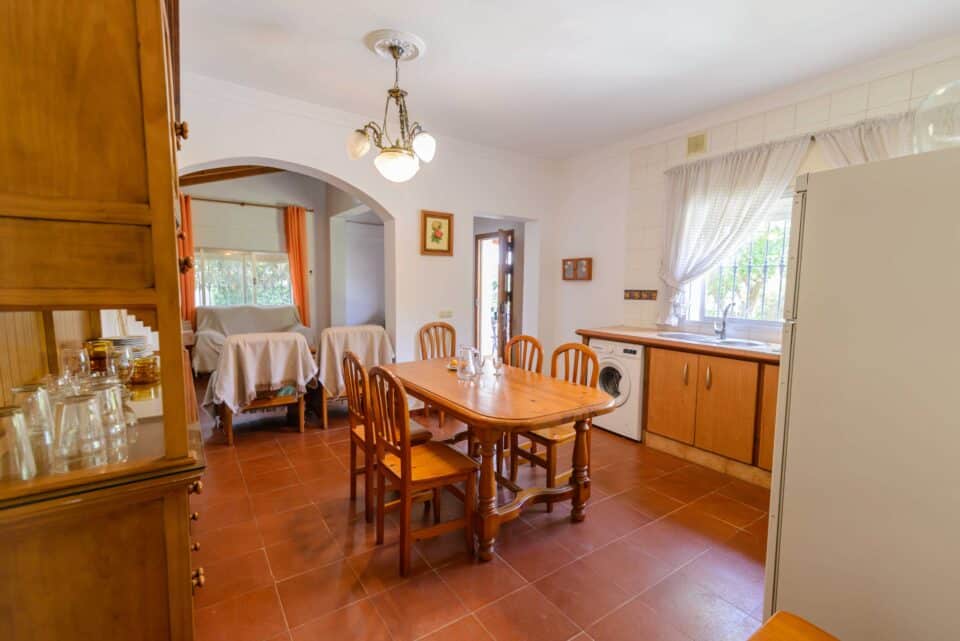 Acogedora Casa Rural en Los Caños de Meca cerca de la playa con chimenea y barbacoa - Imagen 9