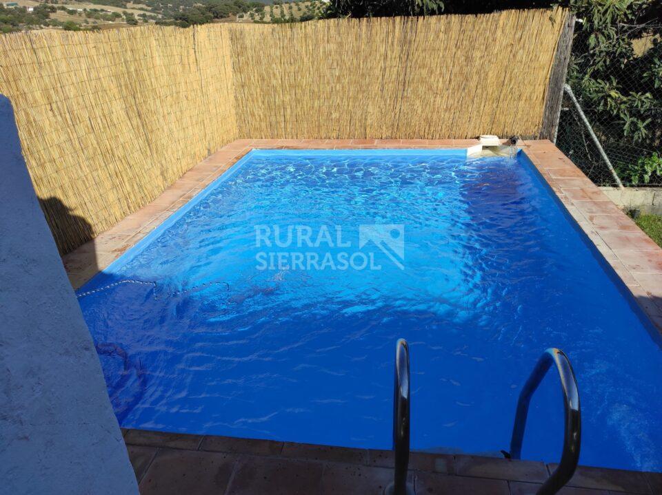 Cortijo en Prado del Rey con chimenea, piscina y barbacoa - Imagen 3