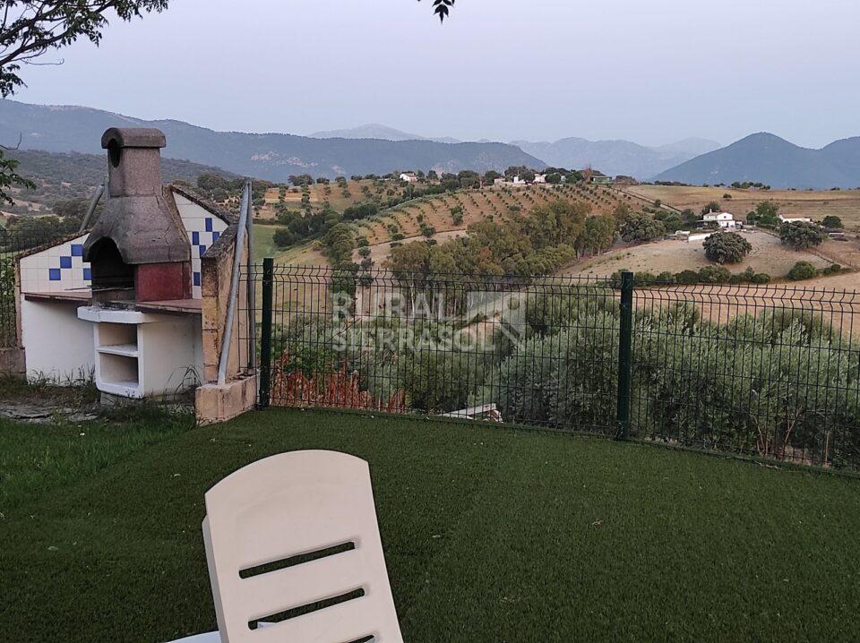 Cortijo en Prado del Rey con chimenea, piscina y barbacoa - Imagen 24