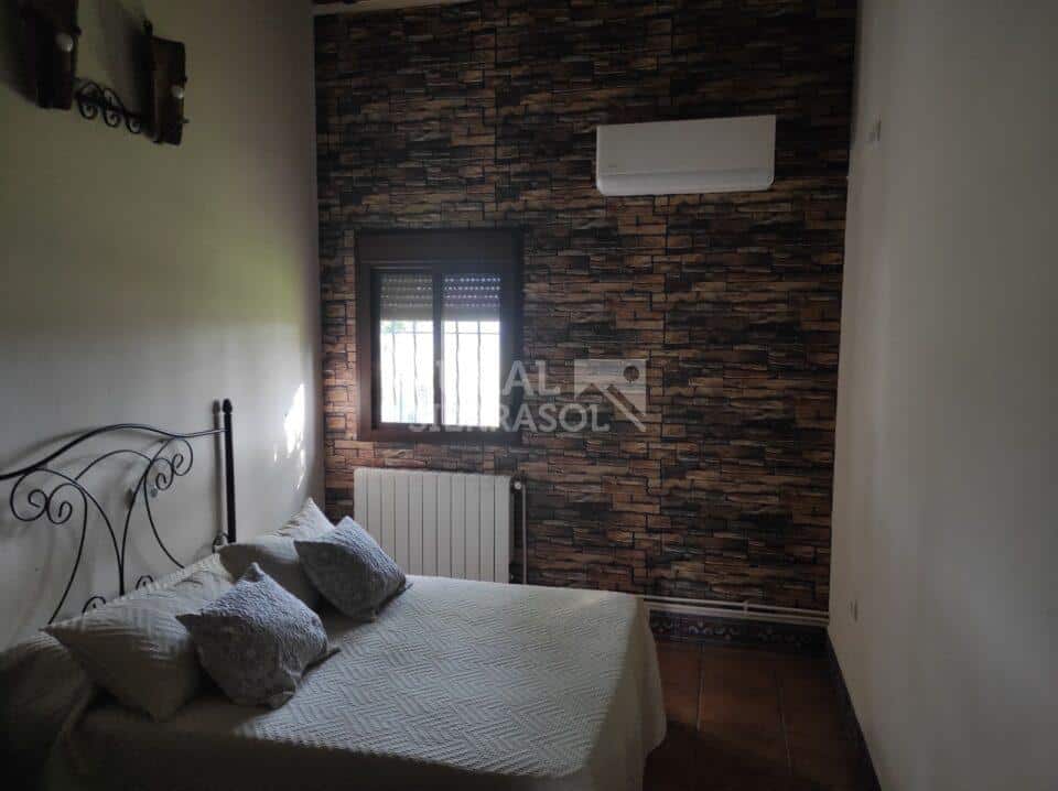 Cortijo en Prado del Rey con chimenea, piscina y barbacoa - Imagen 25