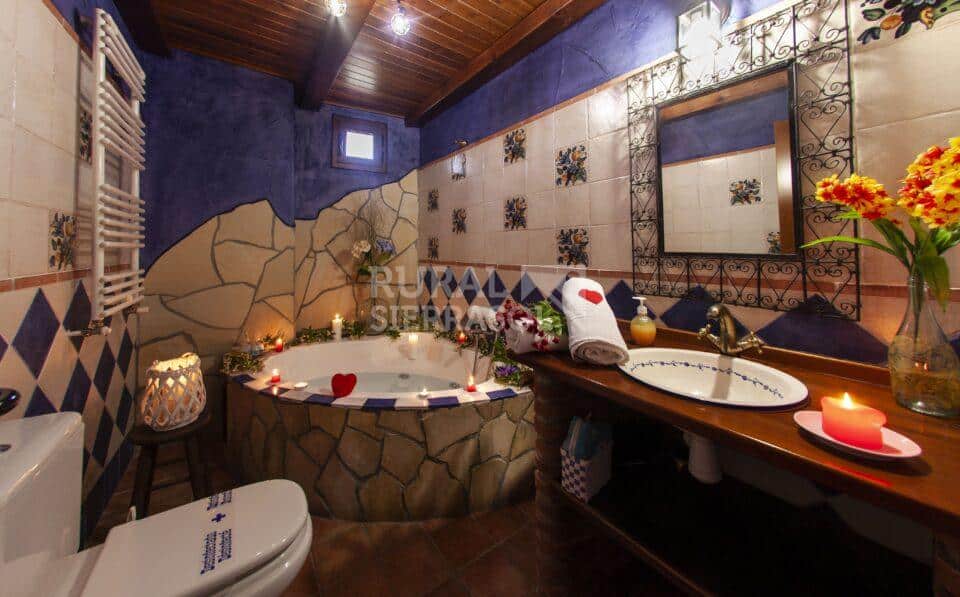 Conjunto de cuatro Alojamientos Rurales en Hinojares, con piscina, barbacoa y bañera hidromasaje - Imagen 51