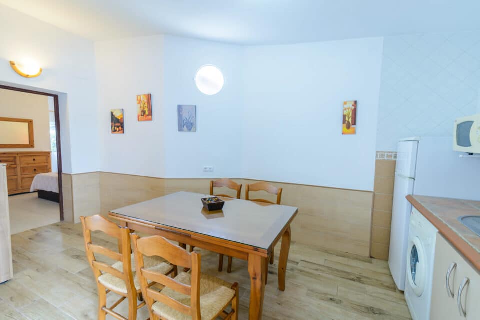 Bonita Casa Rural en Los Caños de Meca cerca de la playa, barbacoa y wi-fi - Imagen 6