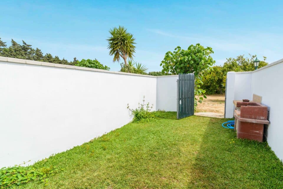 Encantadora Casa Rural en Los Caños de Meca con barbacoa y jardín privado - Imagen 14
