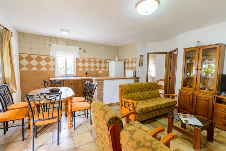 Bonita Casa Rural en Los Caños de Meca cerca de la playa con, chimenea, piscina y barbacoa - Imagen 13