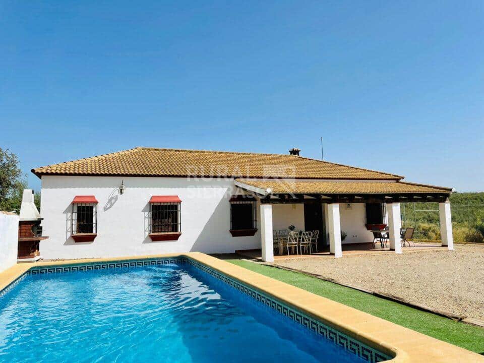 Vista de piscina de casa rural en Posadas (Córdoba) referencia 0795