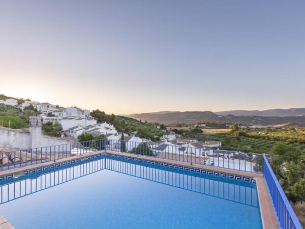 Piscina de Casa rural en Priego de Córdoba (Córdoba)-3456