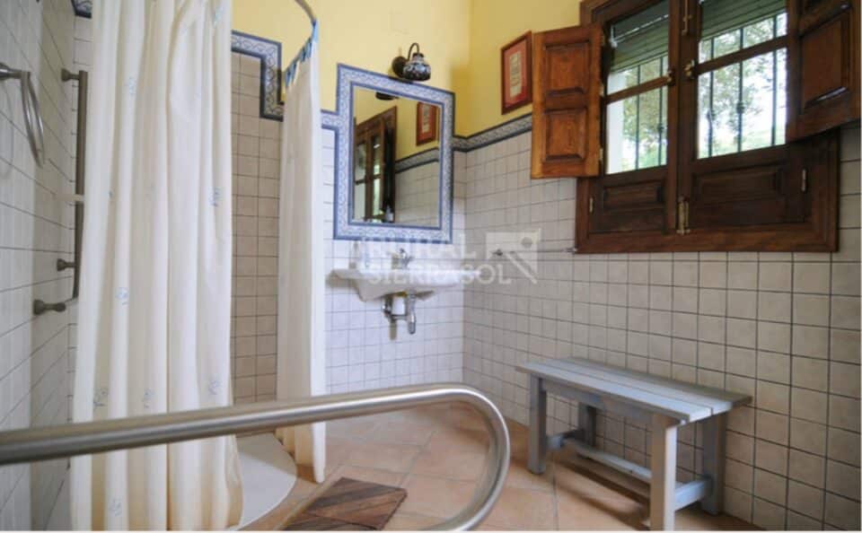 Casa Rural muy confortable en Aroche, con piscina y barbacoa - Imagen 10