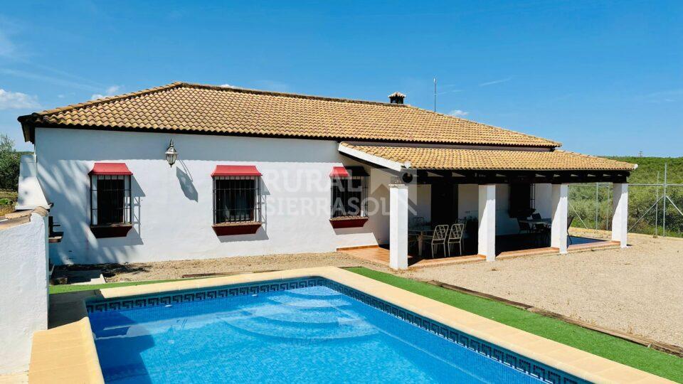 Acogedora Vivienda Rural en Posadas, con piscina, barbacoa y aire acondicionado - Imagen 10