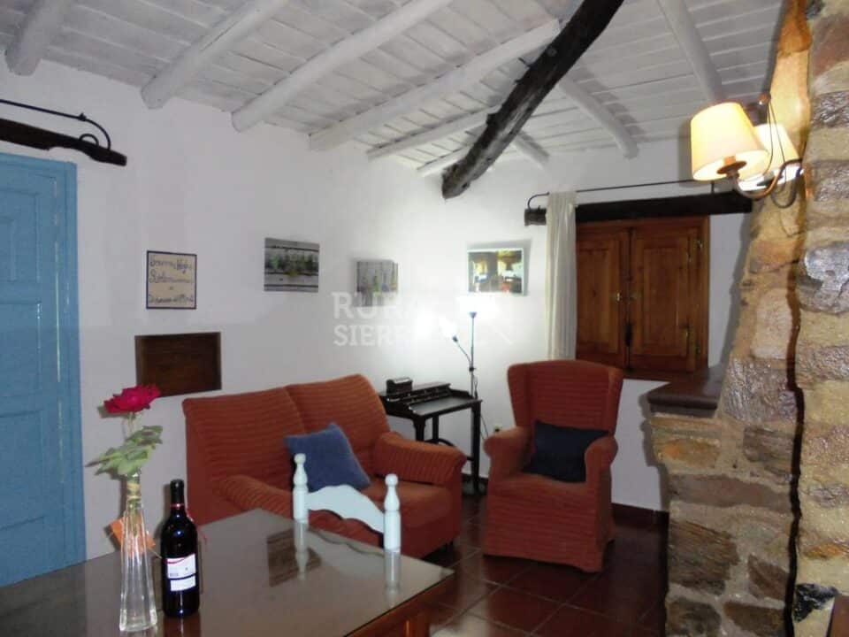 Fantástica Casa Rural en Valencia de Alcántara, con piscina y aire acondicionado - Imagen 10
