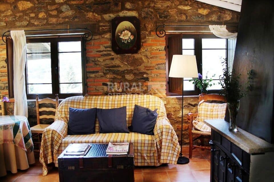 Acogedora Casa Rural en plena Naturaleza, con amplio jardín - Imagen 10