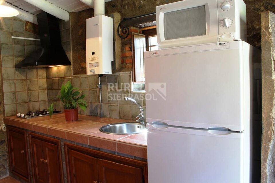 Acogedora Casa Rural en plena Naturaleza, con amplio jardín - Imagen 11