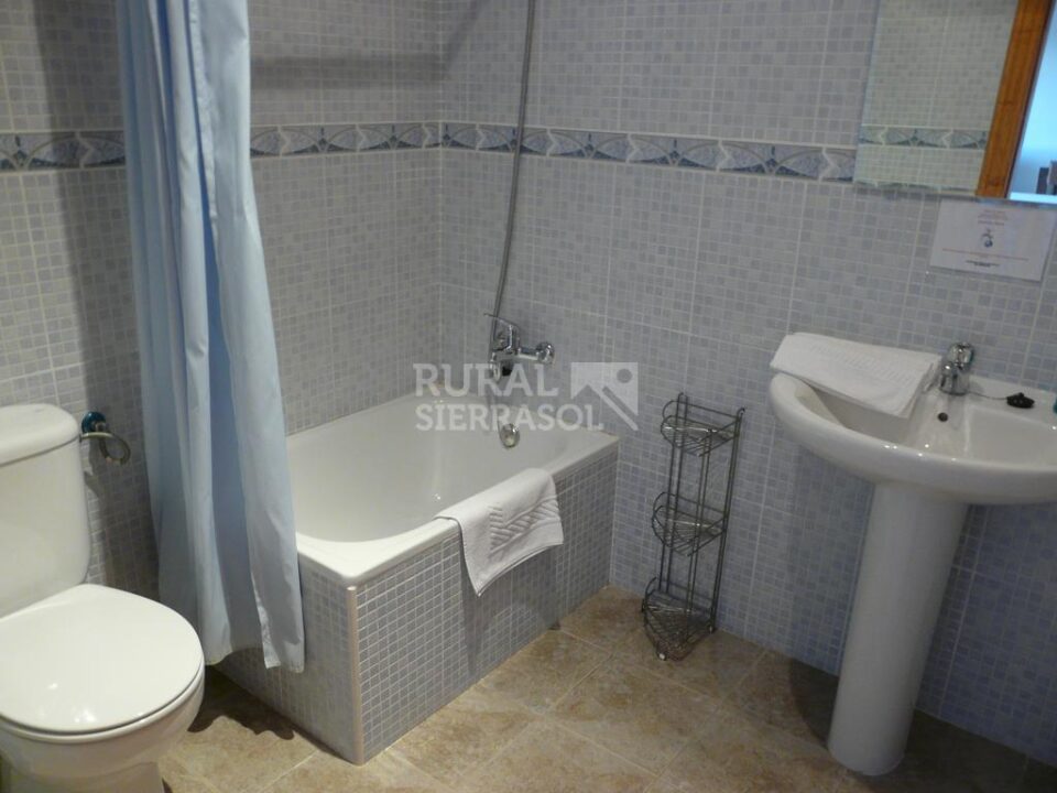 Acogedor Alojamiento Rural en Vélez Rubio, con piscina, aire acondicionado y wifi - Imagen 24