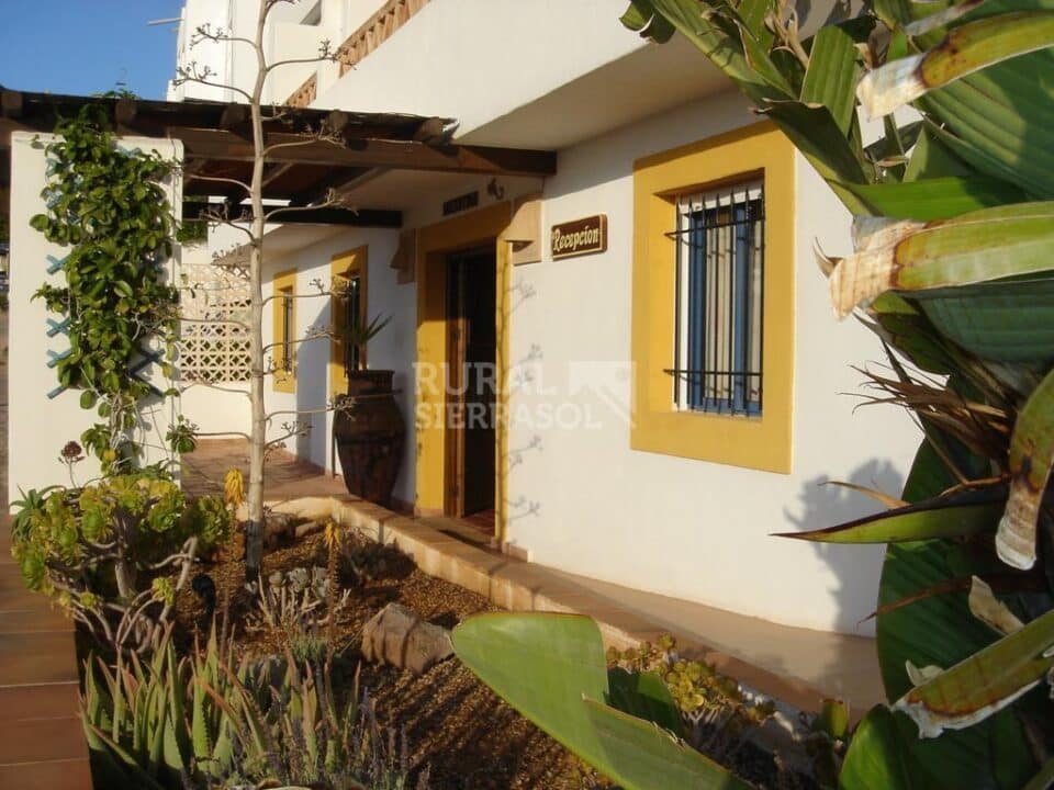 Precioso Hostal a 5 minutos andando de la playa - Imagen 21
