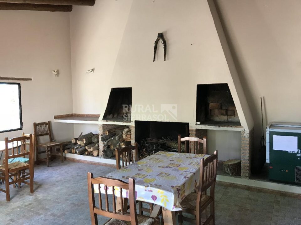 Encantadora Casa Rural en Vélez Blanco, con piscina, barbacoa y bañera hidromasaje - Imagen 42