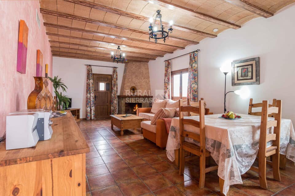 Espléndido Alojamiento Rural en Taberno, con piscina, bañera hidromasaje y pista de padel - Imagen 14