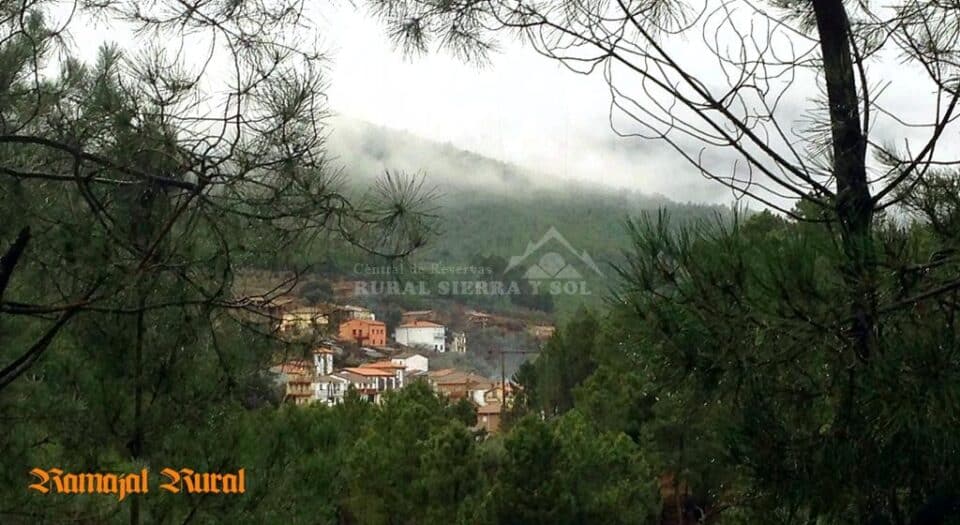 Típica Casa Rural en un entorno único - Imagen 7