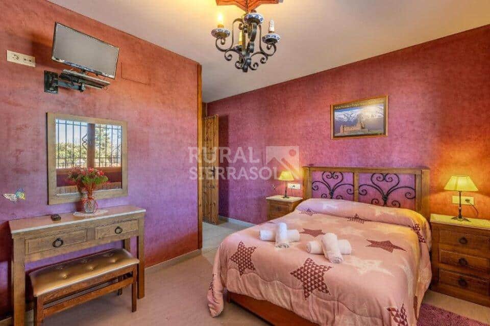 Magnífica Casa Rural en Cogollos de Guadix, con piscina, barbacoa y wi-fi - Imagen 15