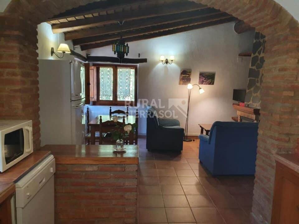Conjunto Rural en plena naturaleza, con piscina y aire acondicionado - Imagen 14
