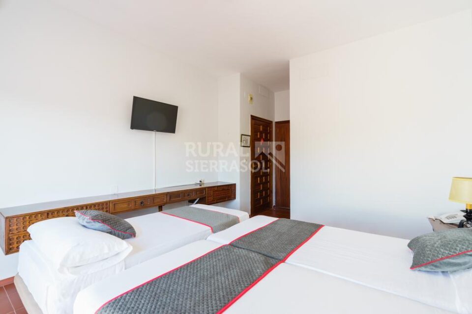 Hotel rural junto a la Venta del Alto - Imagen 27