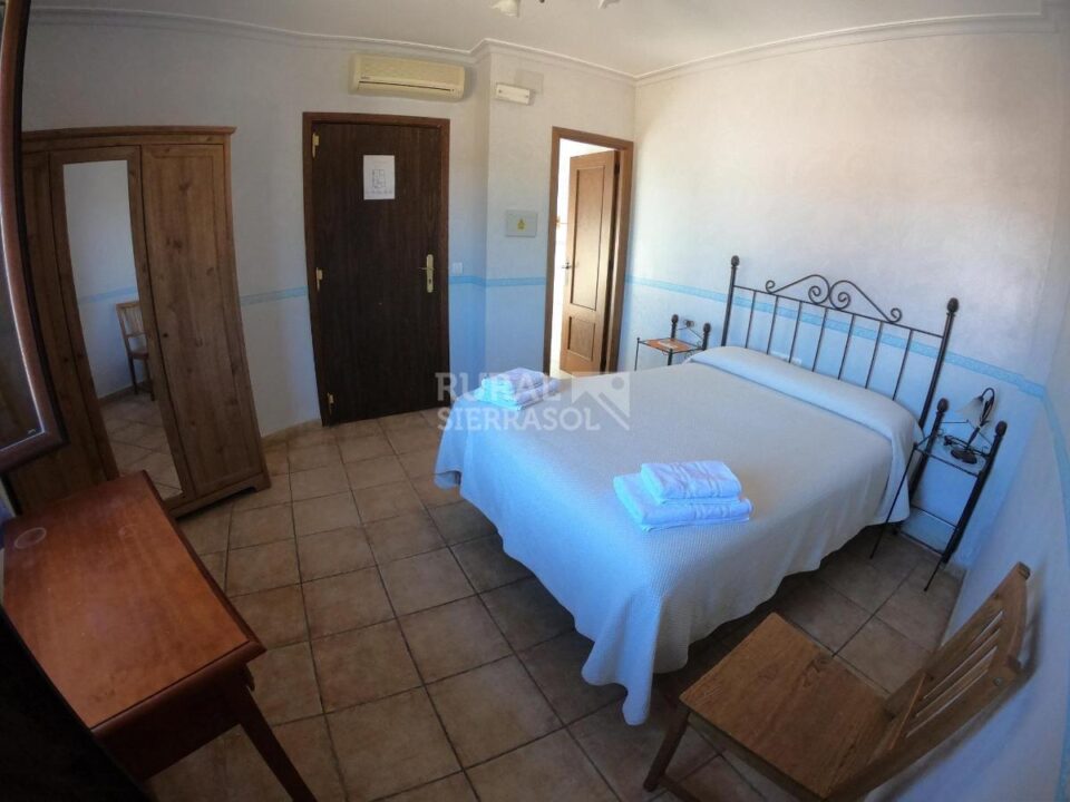 Hostal Rural junto a la Sierra de Aracena y Los Picos de Aroche - Imagen 20
