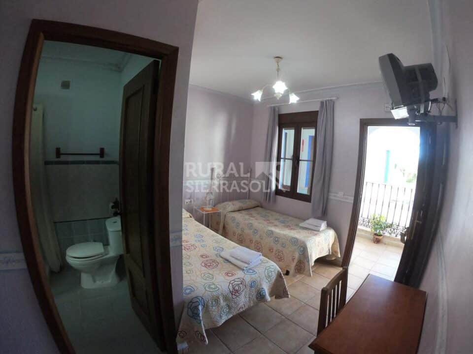 Hostal Rural junto a la Sierra de Aracena y Los Picos de Aroche - Imagen 32