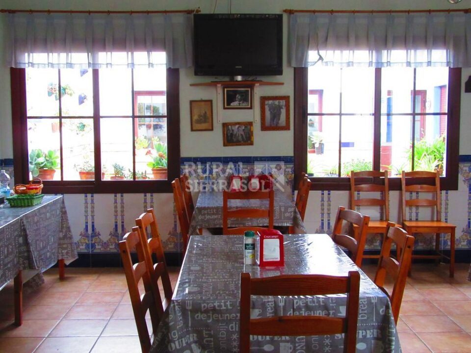Hostal Rural junto a la Sierra de Aracena y Los Picos de Aroche - Imagen 36