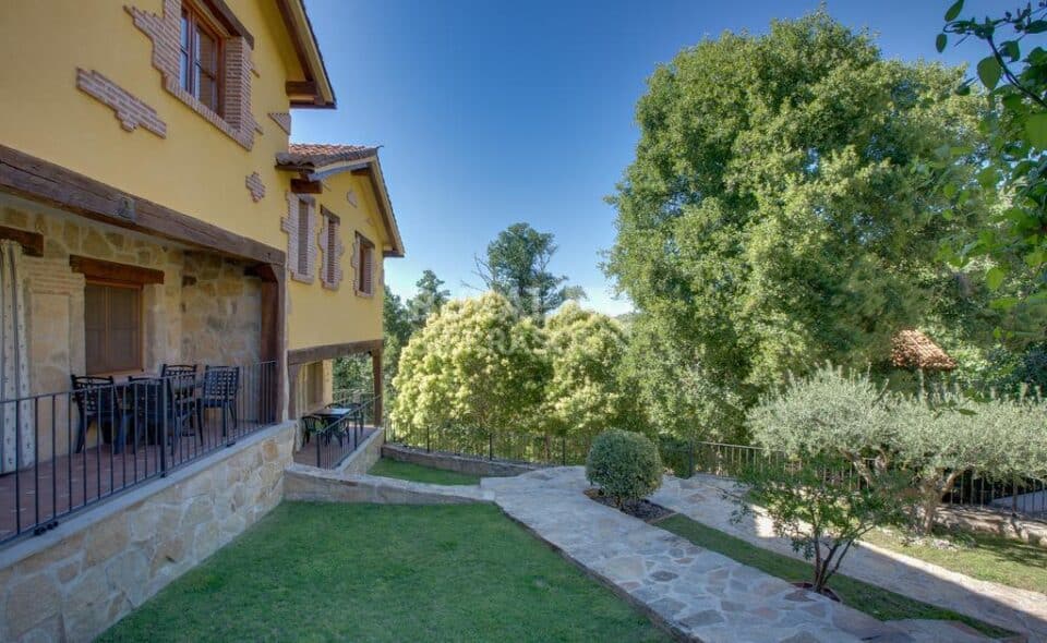 Confortable Casa Rural en Casas del Monte, con chimenea y wifi - Imagen 22