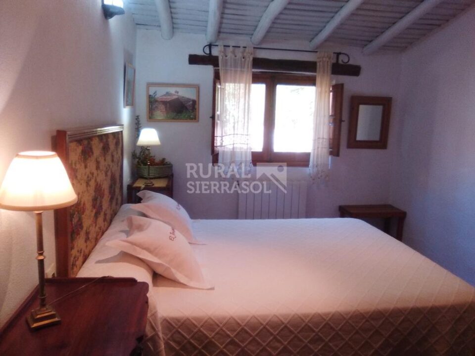 Estupenda Casa Rural en Valencia de Alcántara, con piscina y wifi - Imagen 16